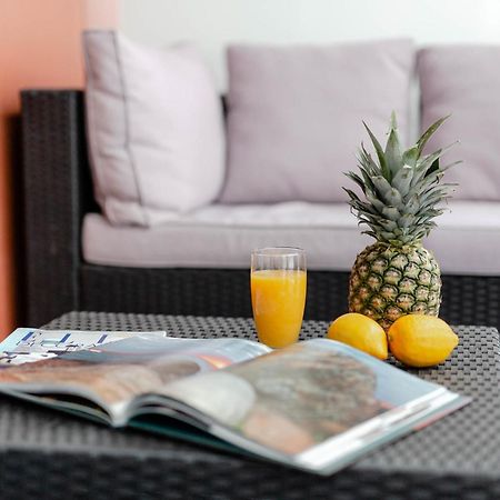 Deo Plaza - Apartamenty Old Town By Rent Like Home Danzica Esterno foto