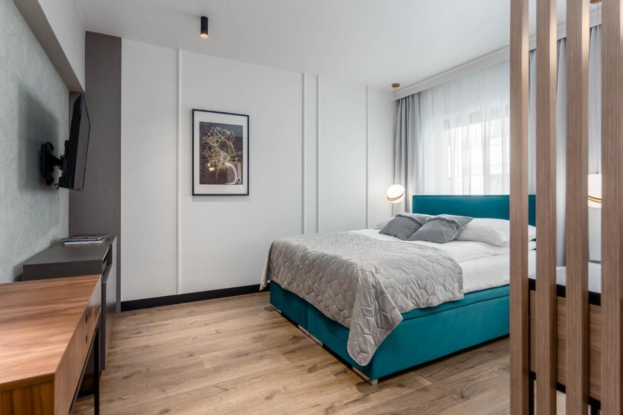 Deo Plaza - Apartamenty Old Town By Rent Like Home Danzica Esterno foto