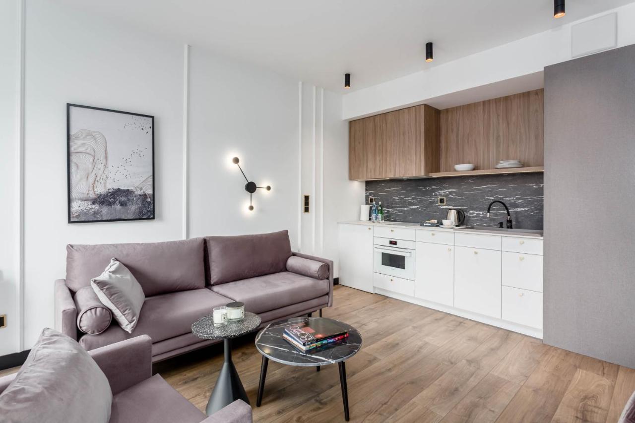 Deo Plaza - Apartamenty Old Town By Rent Like Home Danzica Esterno foto