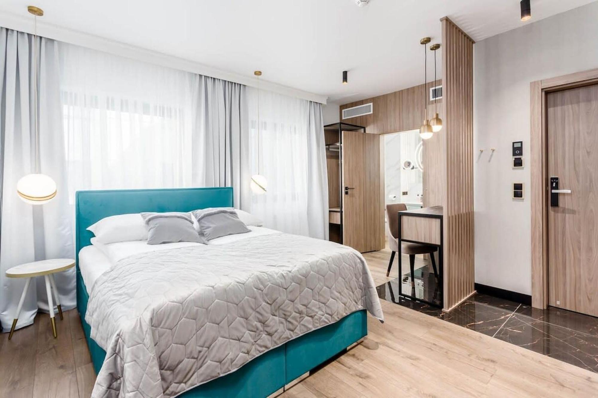 Deo Plaza - Apartamenty Old Town By Rent Like Home Danzica Esterno foto