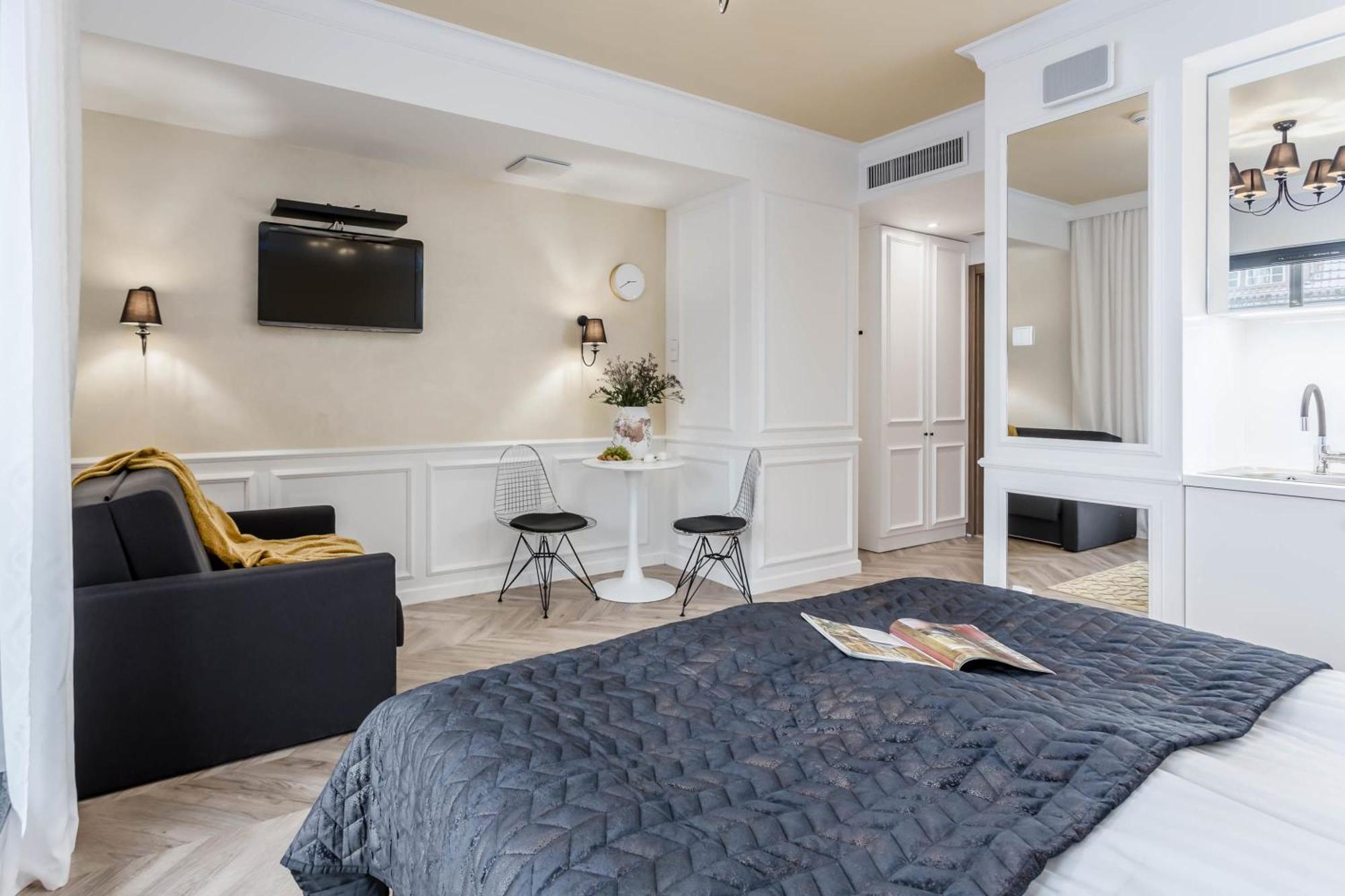 Deo Plaza - Apartamenty Old Town By Rent Like Home Danzica Esterno foto